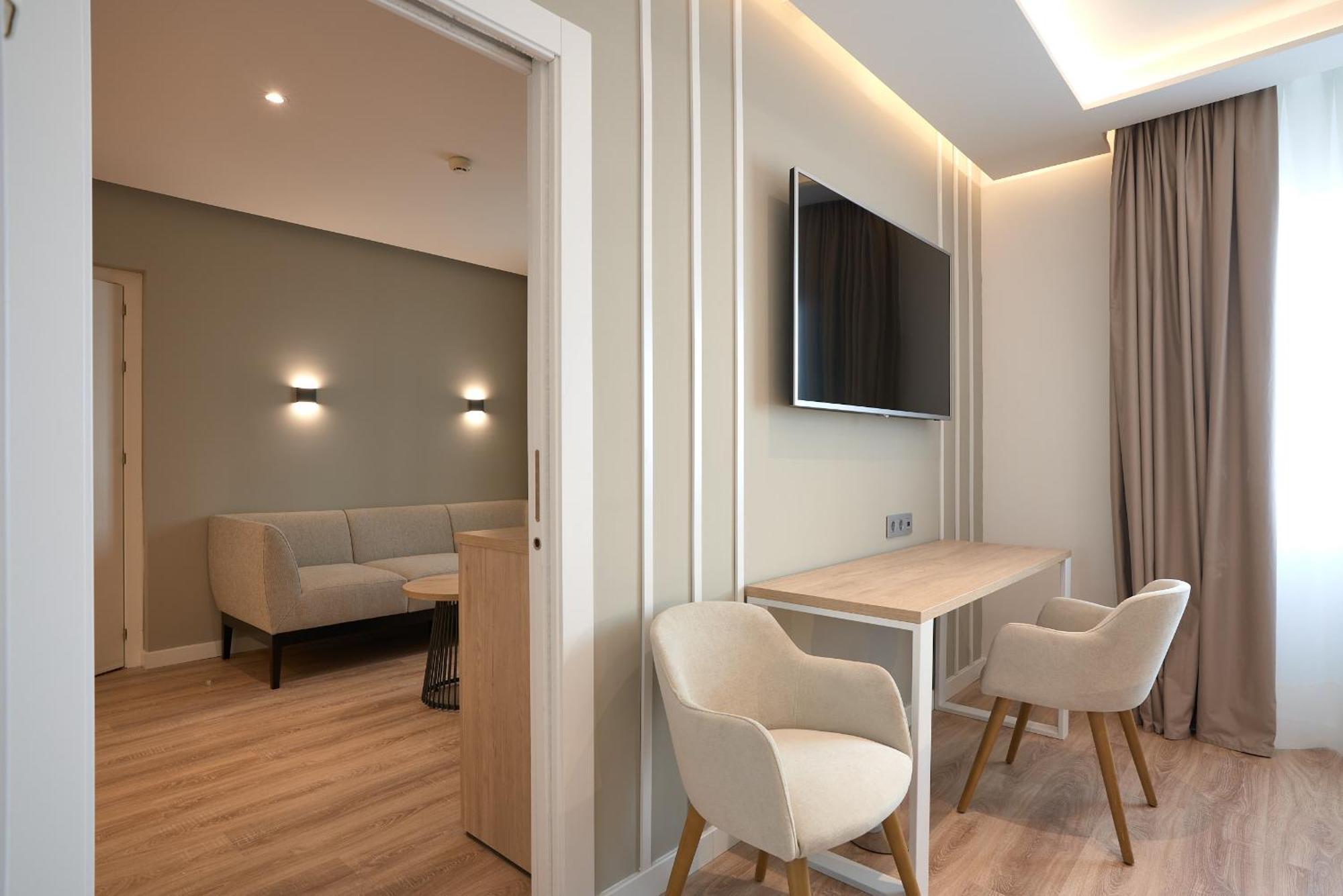 Monte Triana Hotel