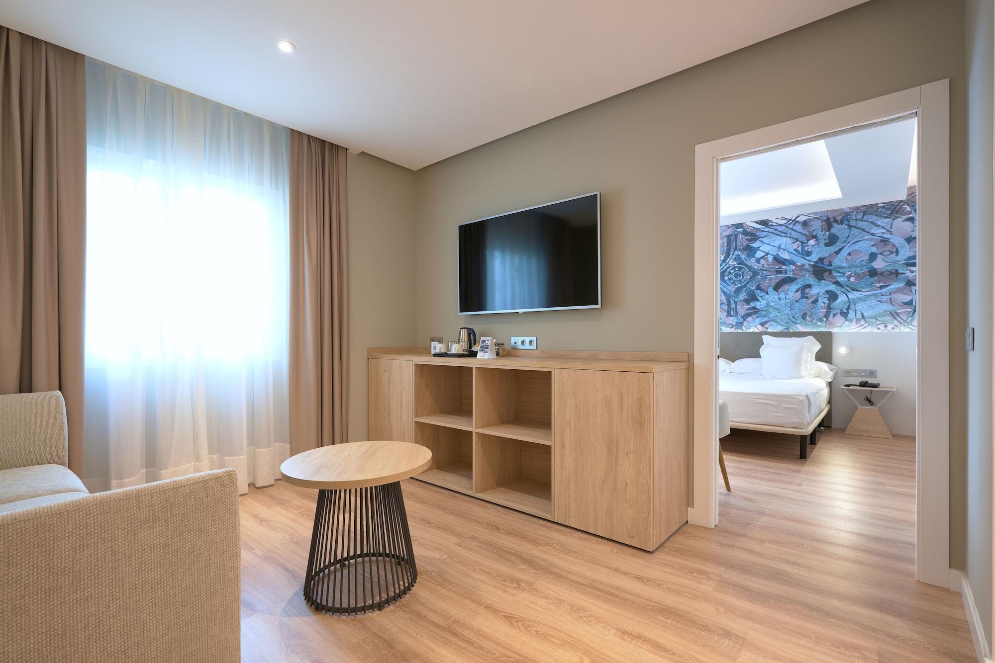 Monte Triana Hotel