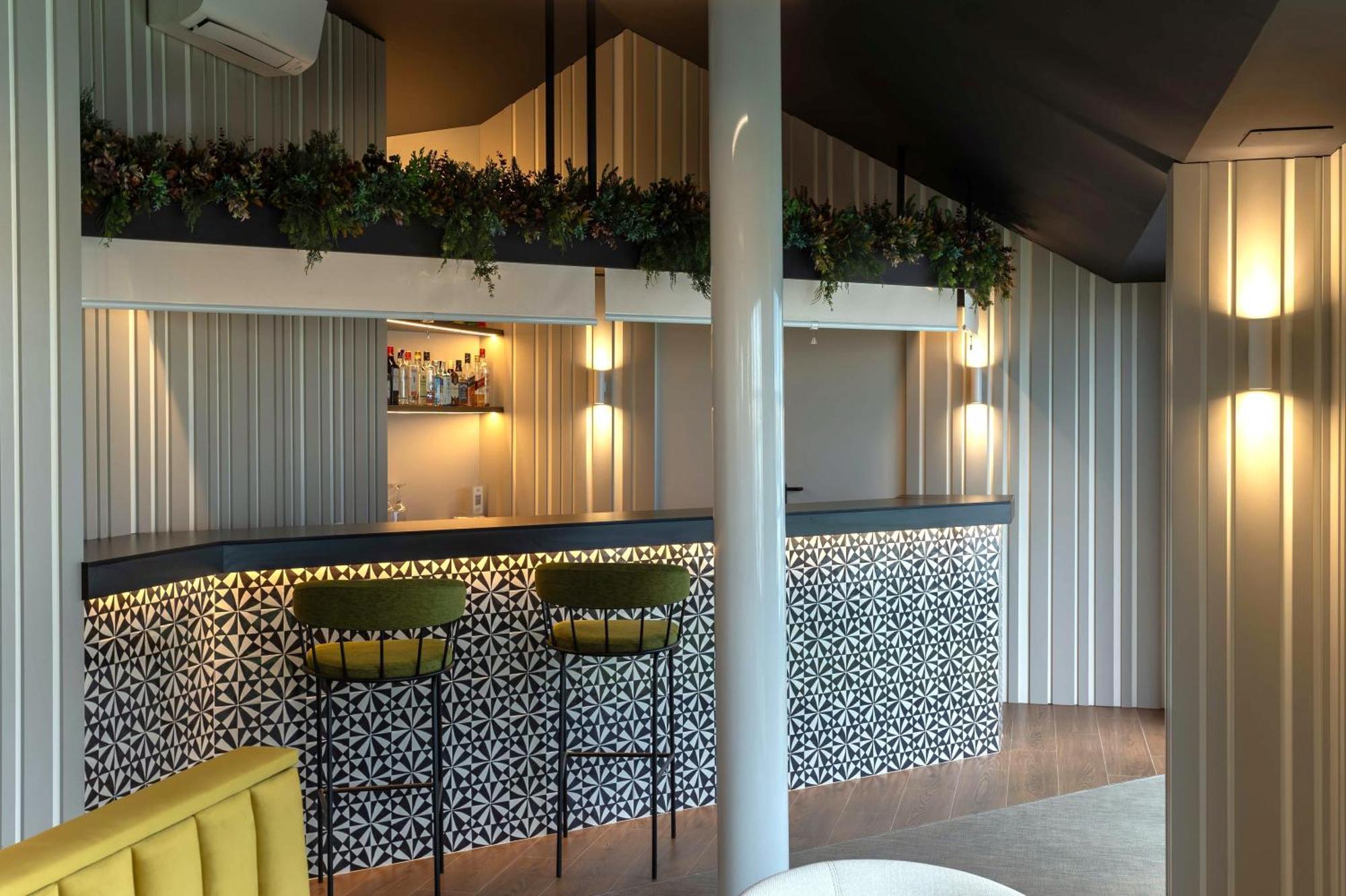 Monte Triana Hotel