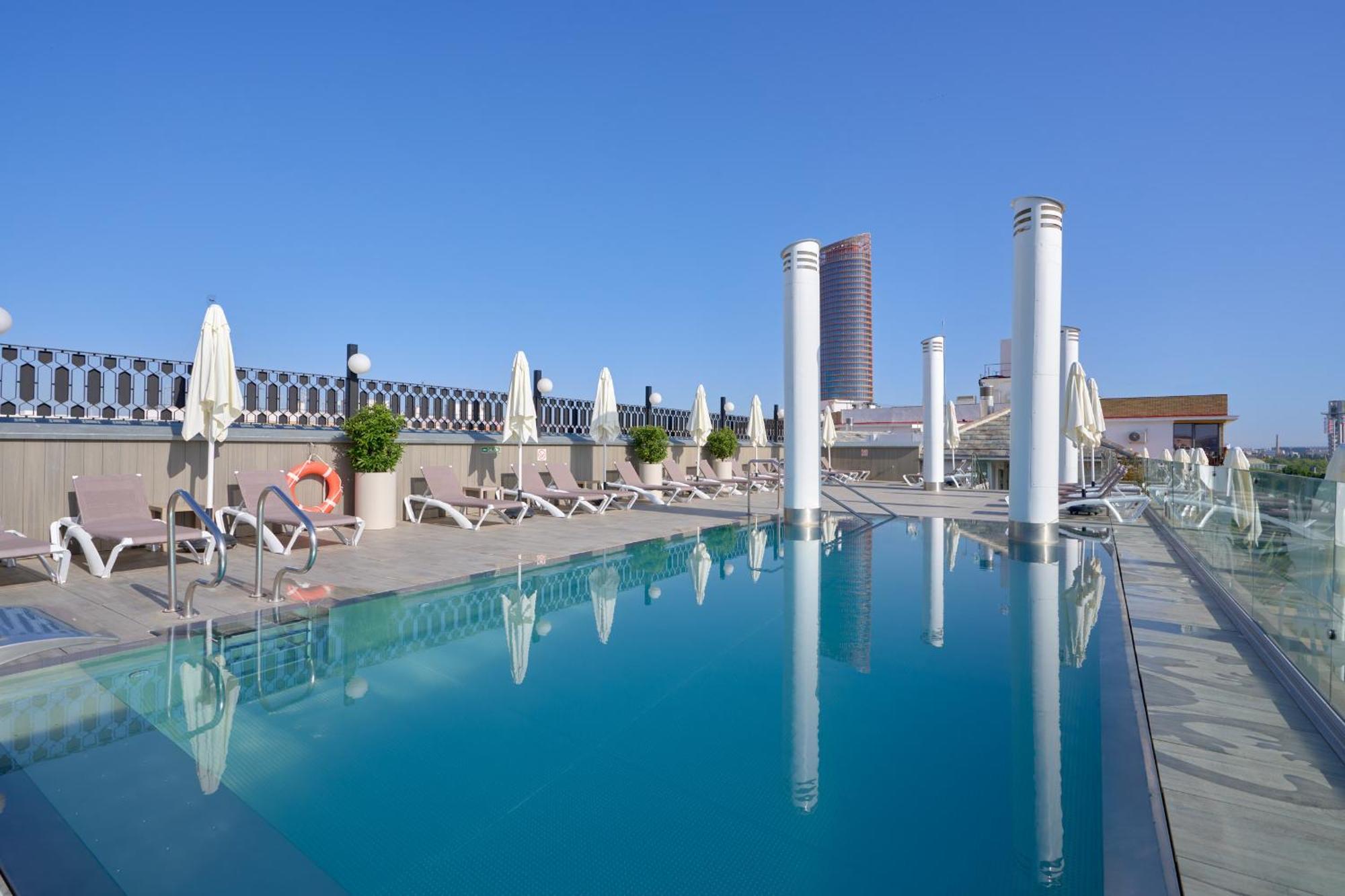 Monte Triana Hotel 4*